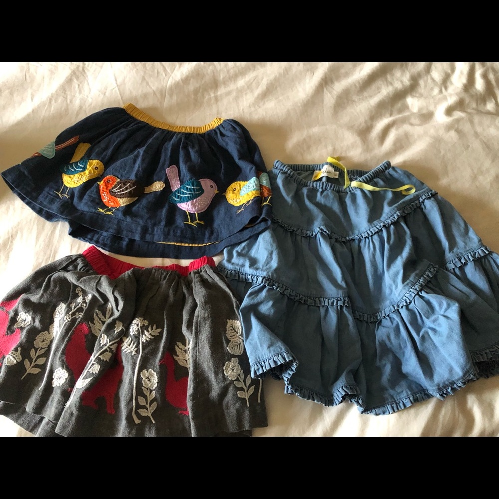 Girls mini-boden skirts
